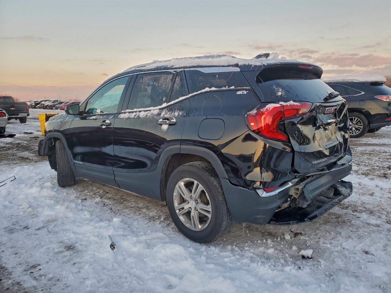 2019 GMC Terrain Slt - Image 2
