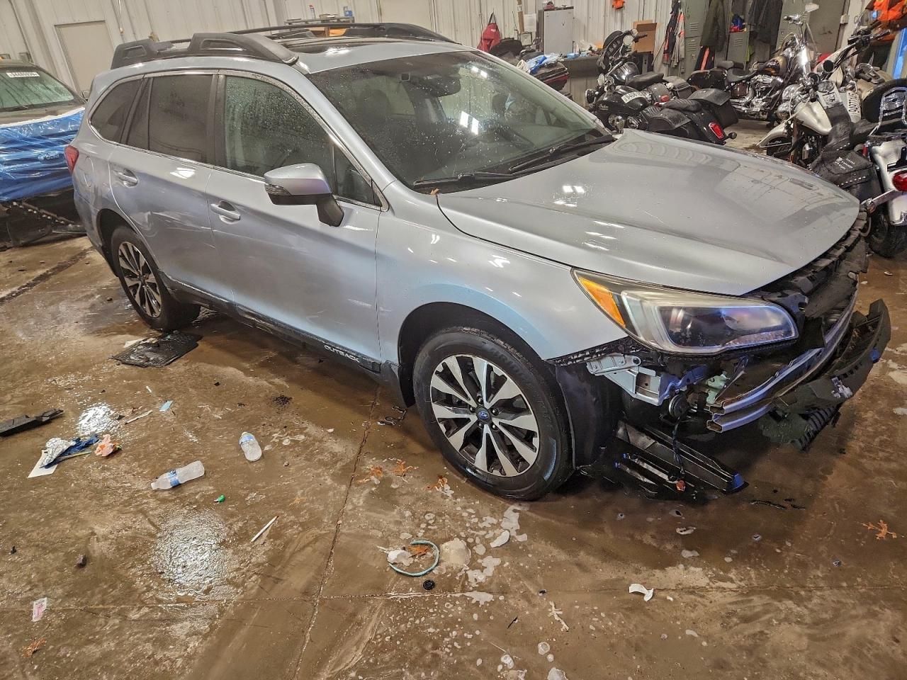 2015 Subaru Outback 2.5I Limited - Image 4