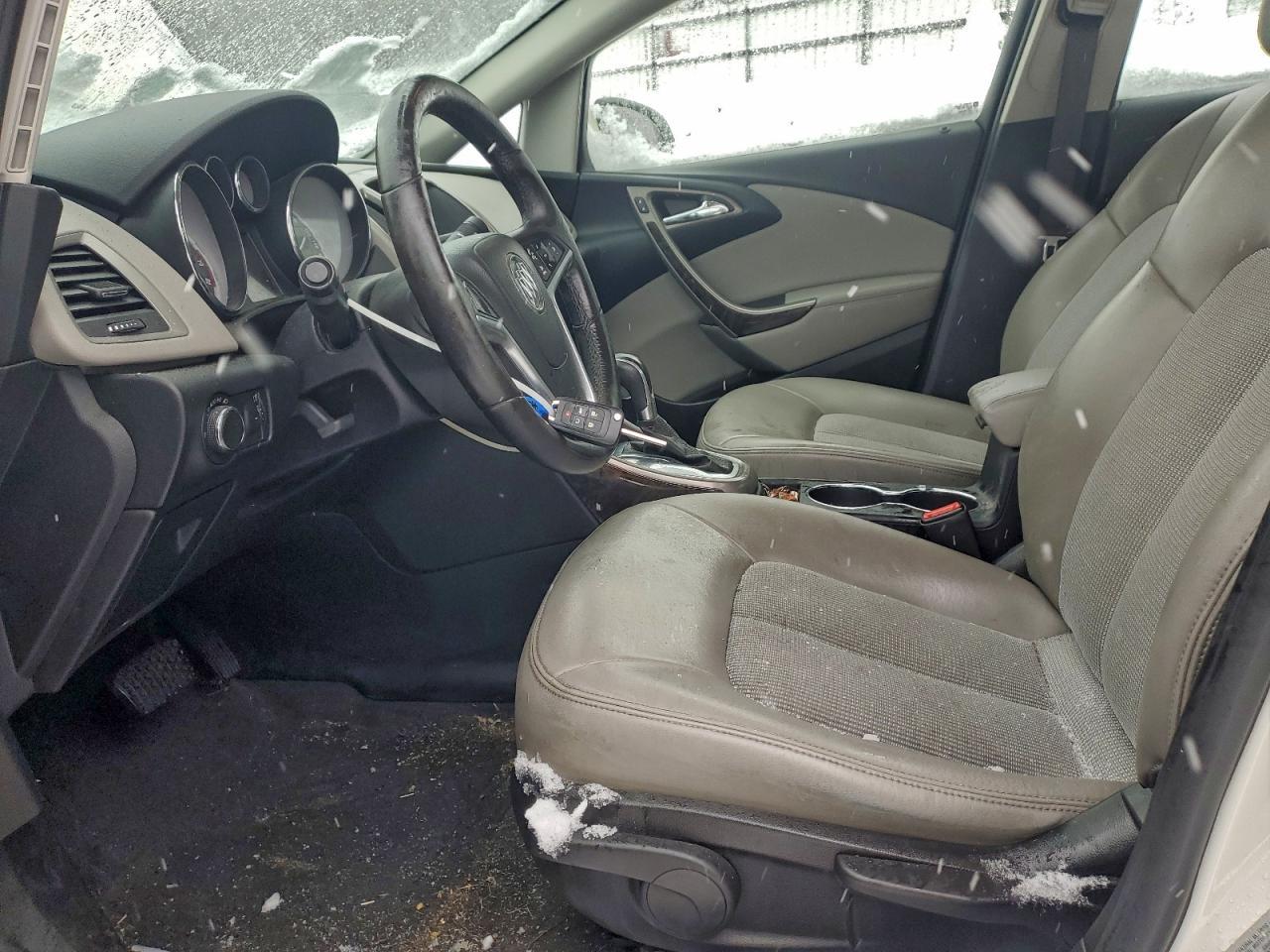 2016 Buick Verano - Image 7