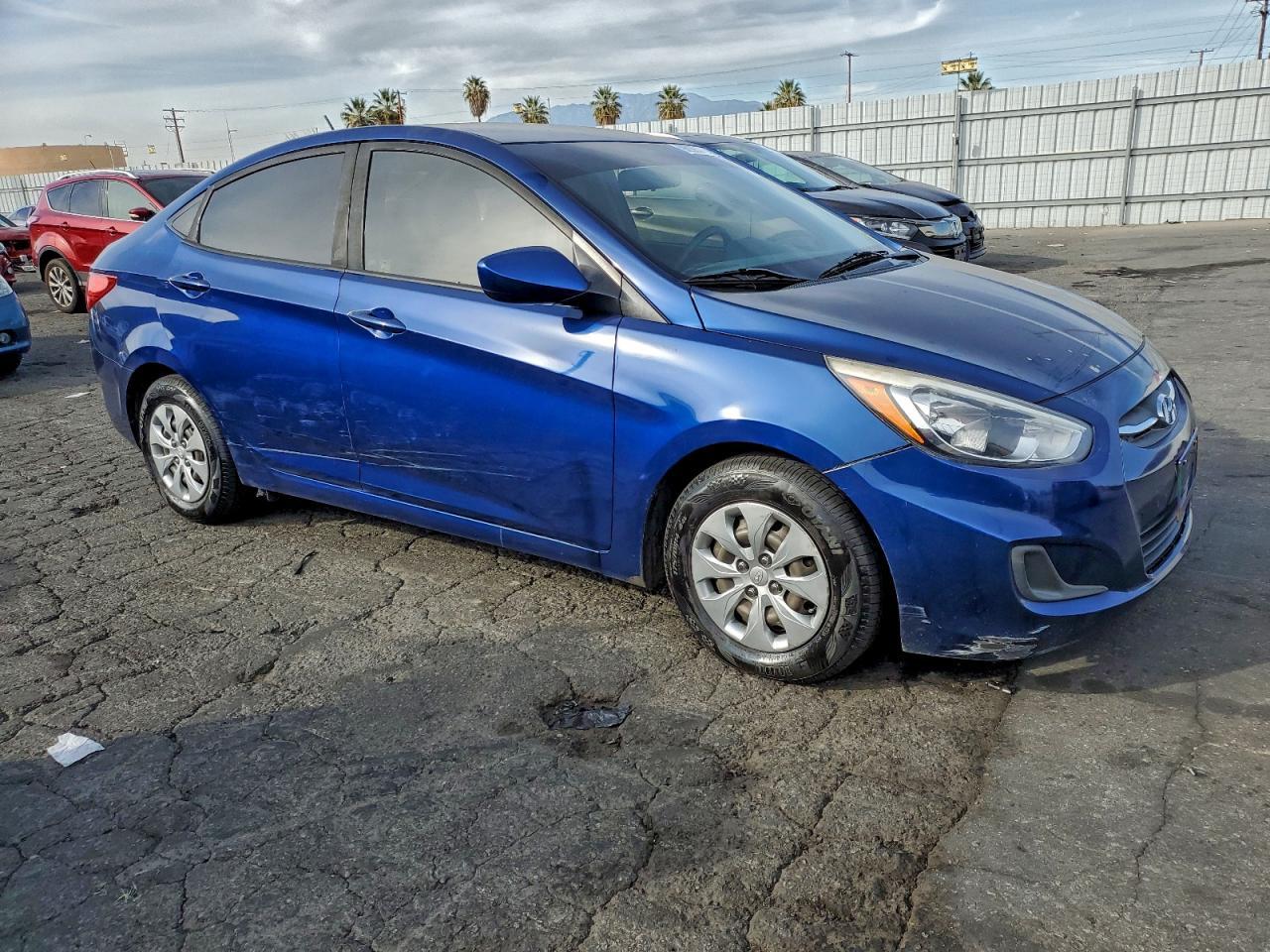 2017 Hyundai Accent Se - Фото 4