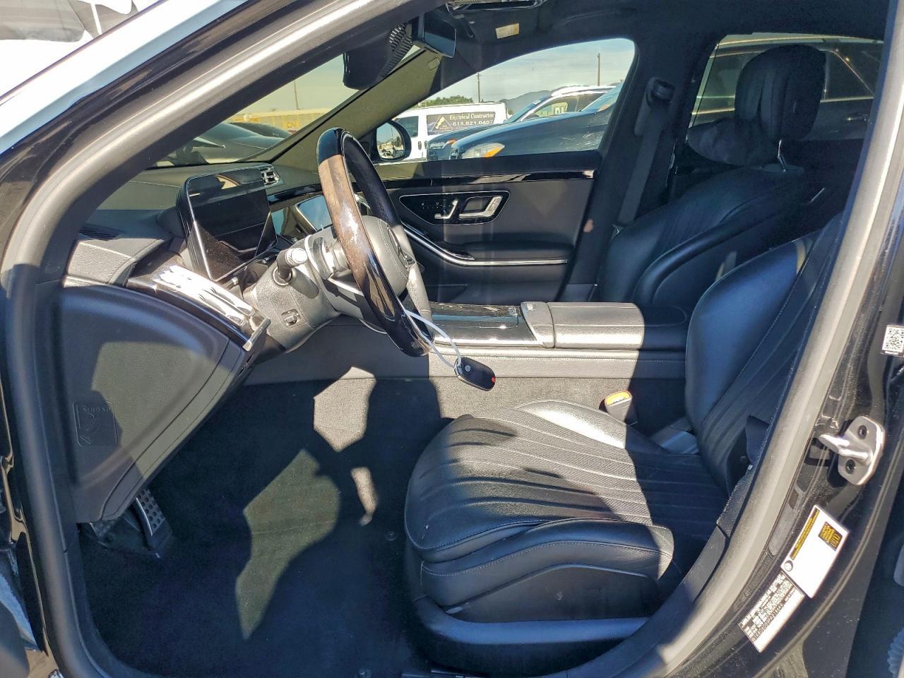 2023 Mercedes-Benz S 500 4Matic - Image 7