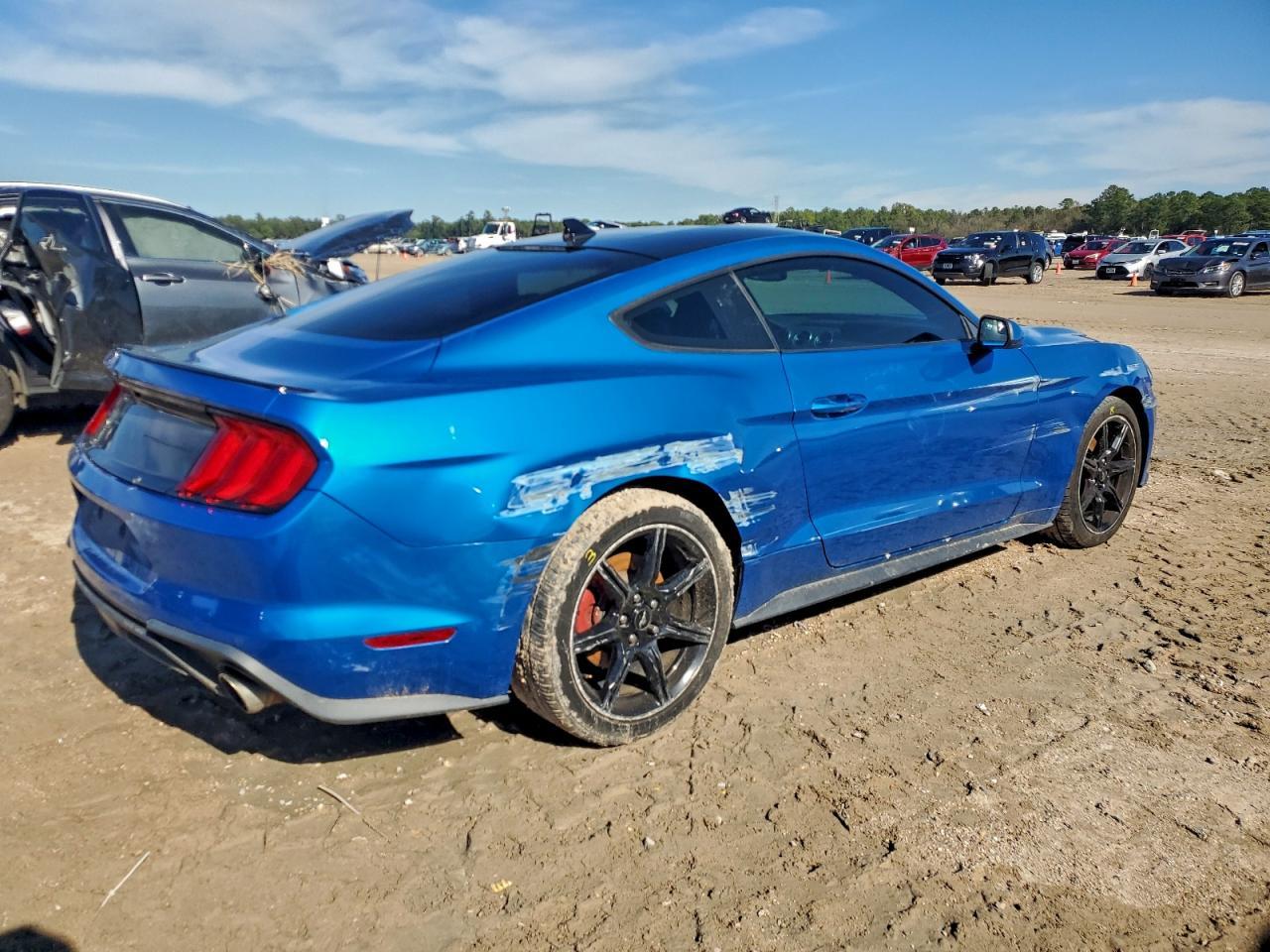 2020 Ford Mustang - Image 3