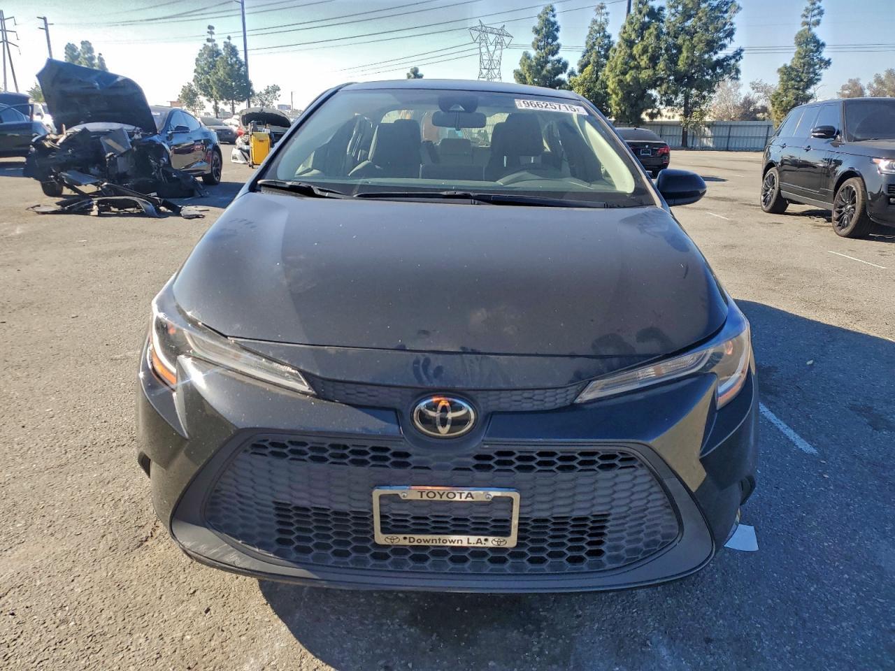 2020 Toyota Corolla Le - Image 5