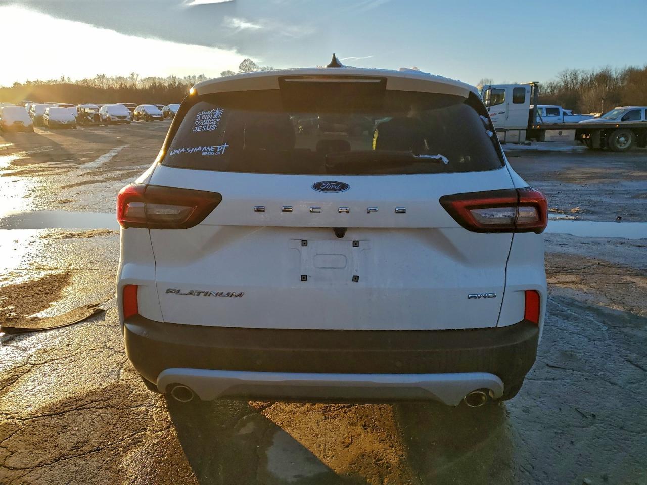 2023 Ford Escape Platinum - Фото 6
