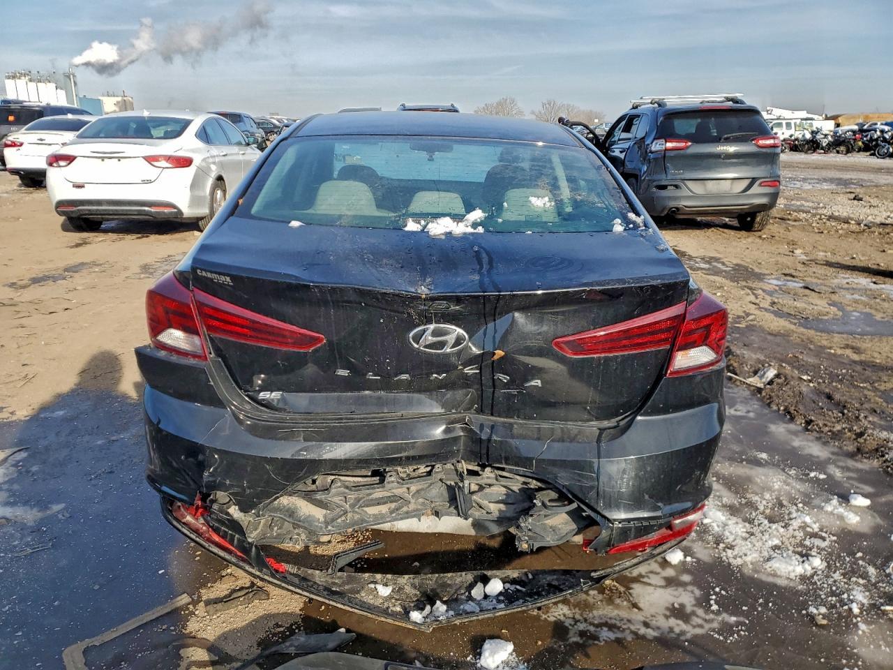 2020 Hyundai Elantra Se - Фото 6