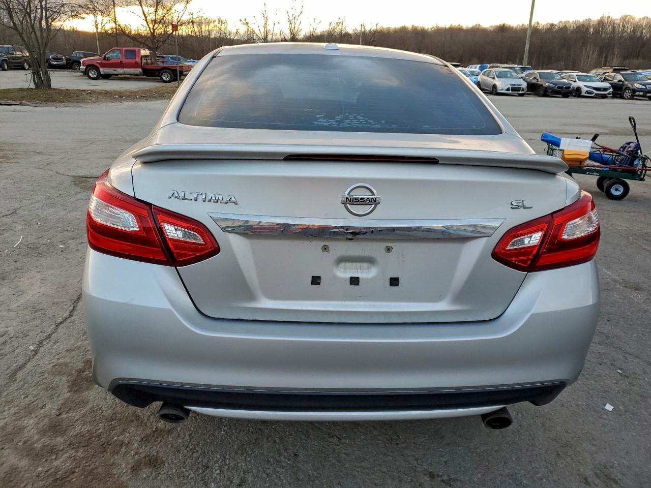 2016 Nissan Altima 2.5 - Фото 6