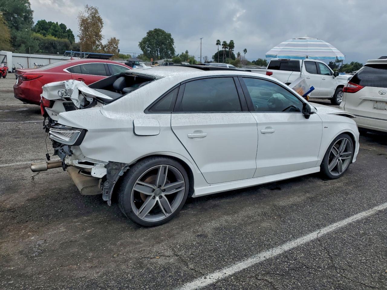 2016 Audi A3 Premium - Фото 3