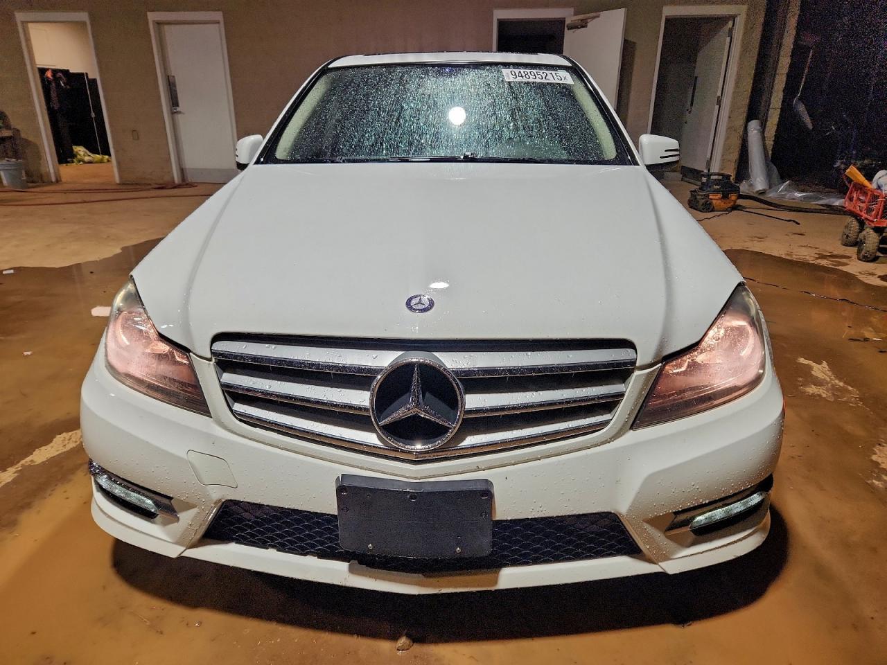 2013 Mercedes-Benz C 250 - Image 5