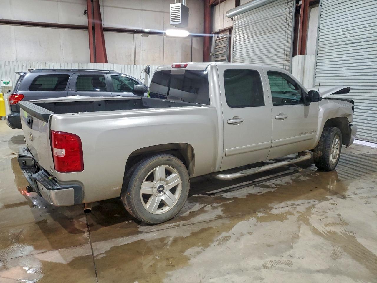 2007 Chevrolet Silverado C1500 Crew Cab - Фото 3