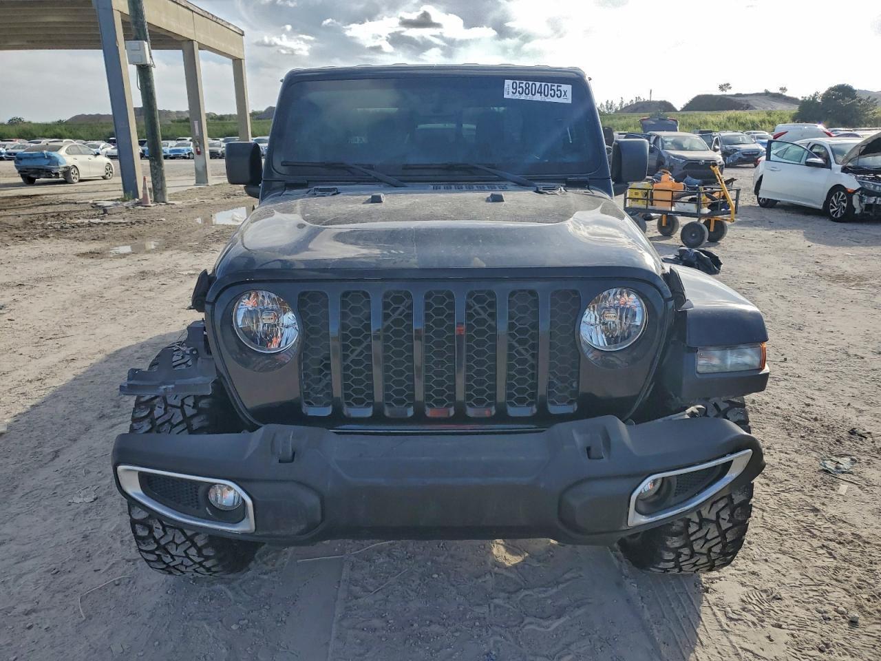 2021 Jeep Gladiator Sport - Фото 5