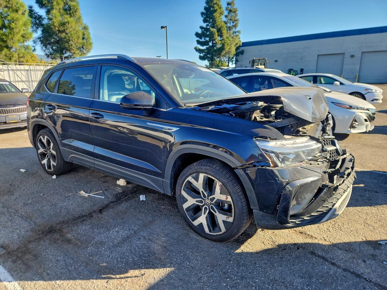 2022 Volkswagen Taos Sel - Фото 4