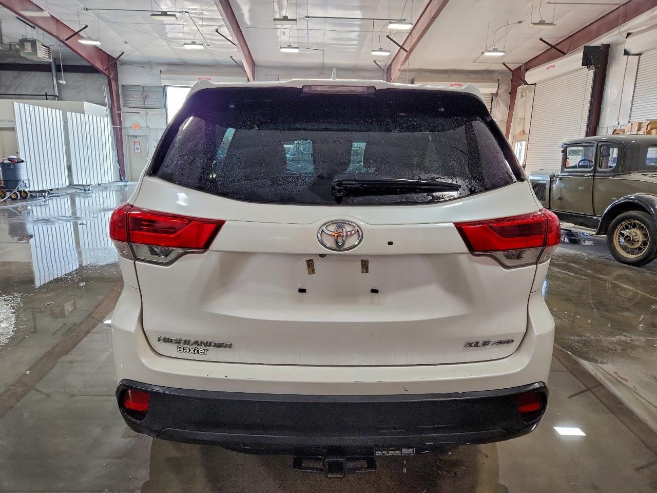 2018 Toyota Highlander Xle - Фото 6