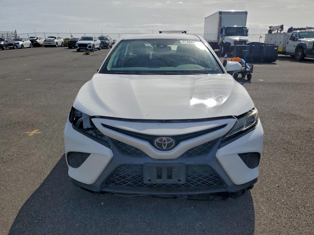 2019 Toyota Camry L - Фото 5