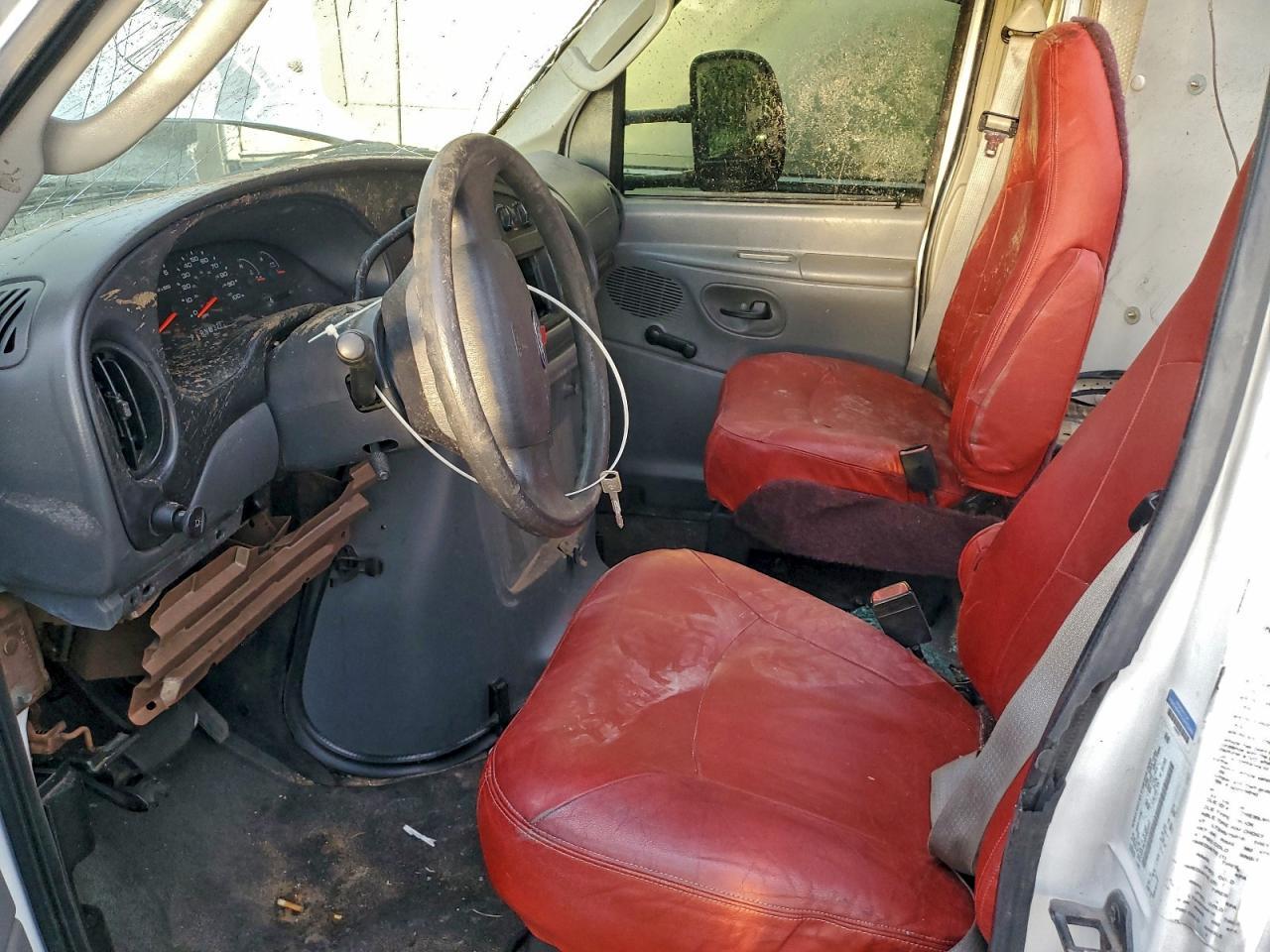 2006 Ford E350 Box Truck - Image 7