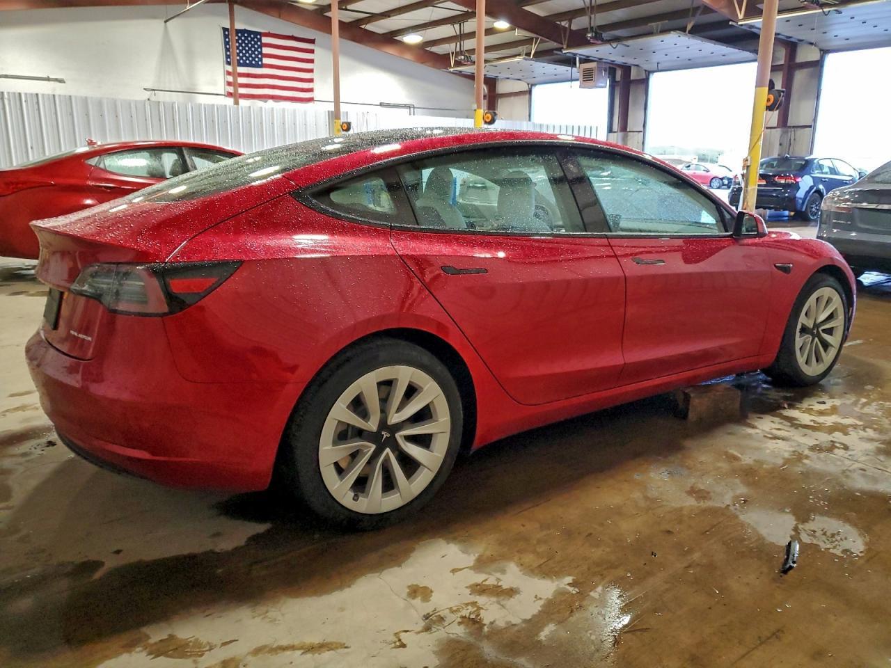 2021 Tesla Model 3 - Фото 3