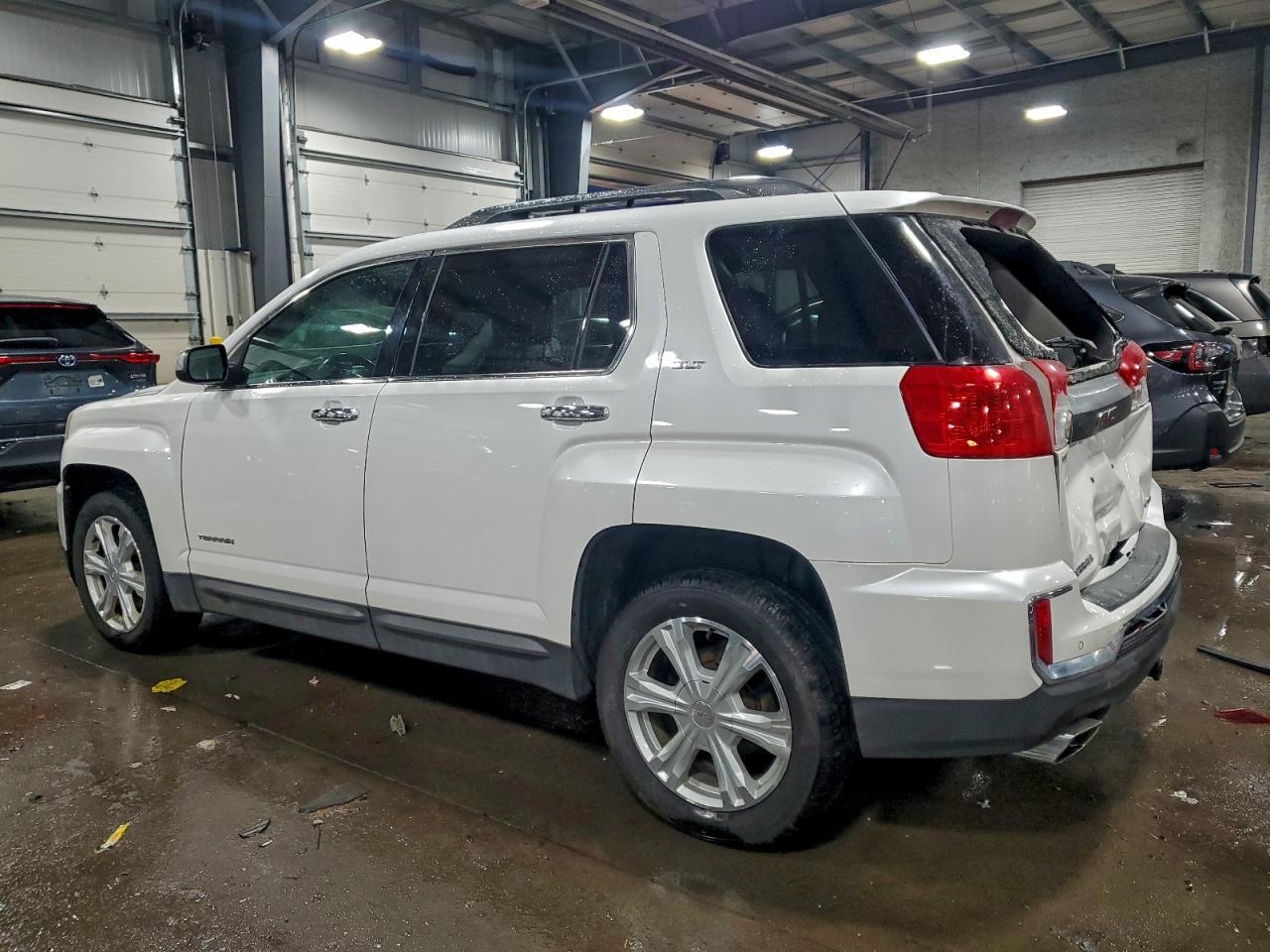 2017 GMC Terrain Slt - Фото 2