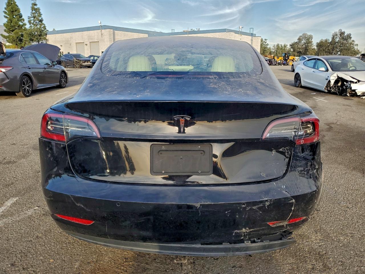 2019 Tesla Model 3 - Фото 6
