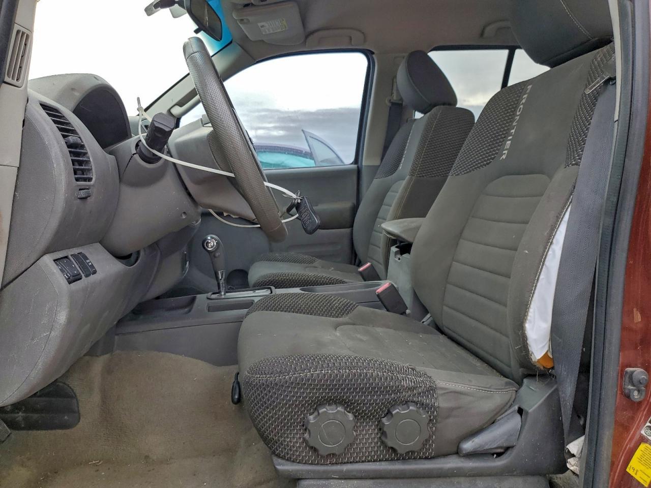 2016 Nissan Frontier S - Фото 7