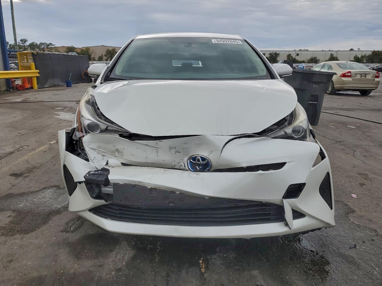 2016 Toyota Prius - Image 5