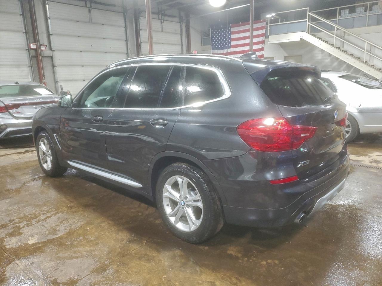 2019 BMW X3 xDrive30I - Фото 2