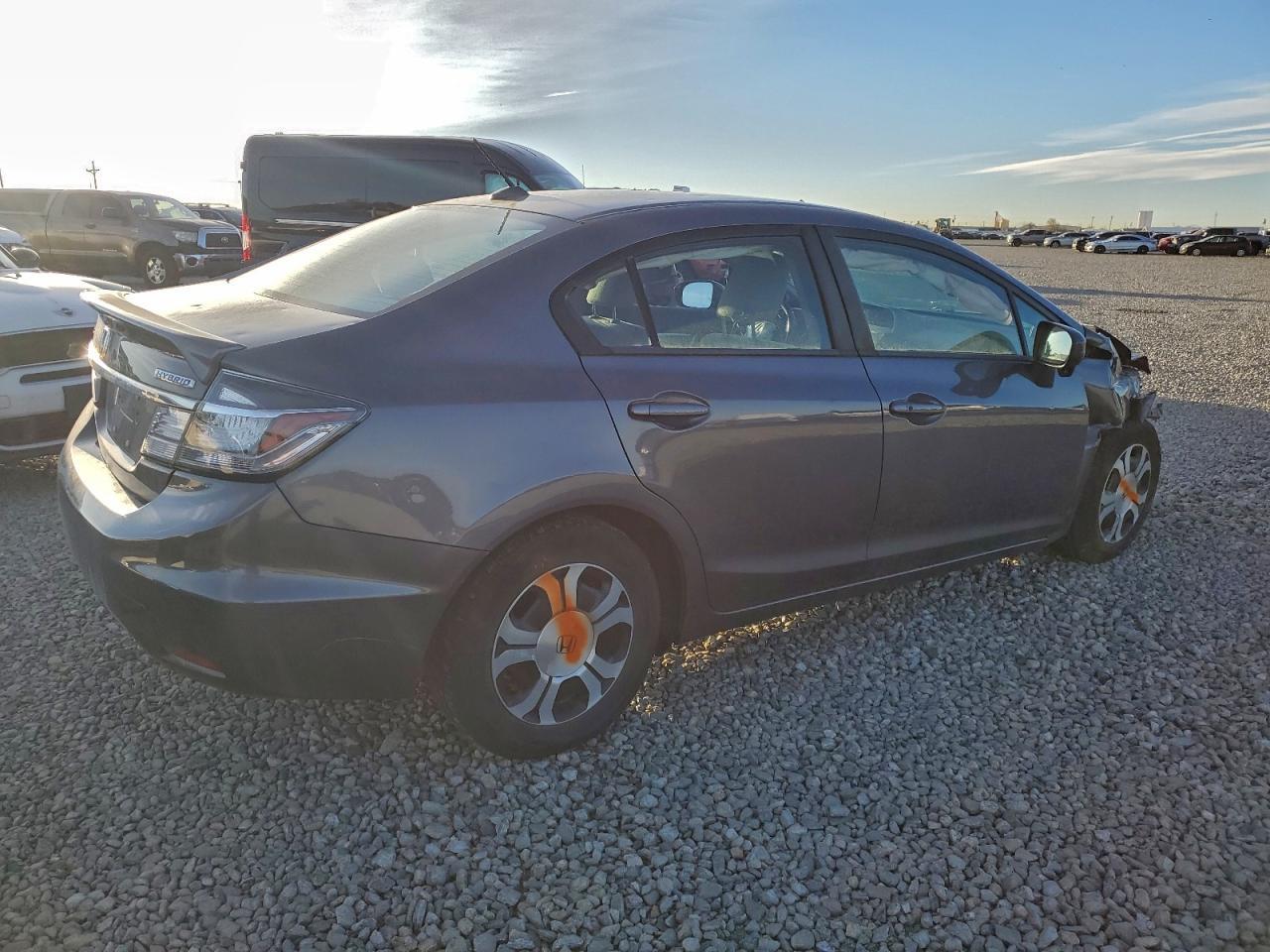 2015 Honda Civic Hybrid - Image 3