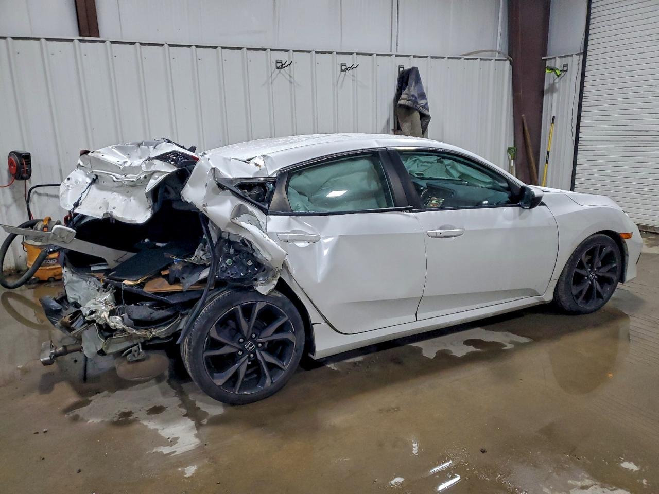 2020 Honda Civic Sport - Фото 3