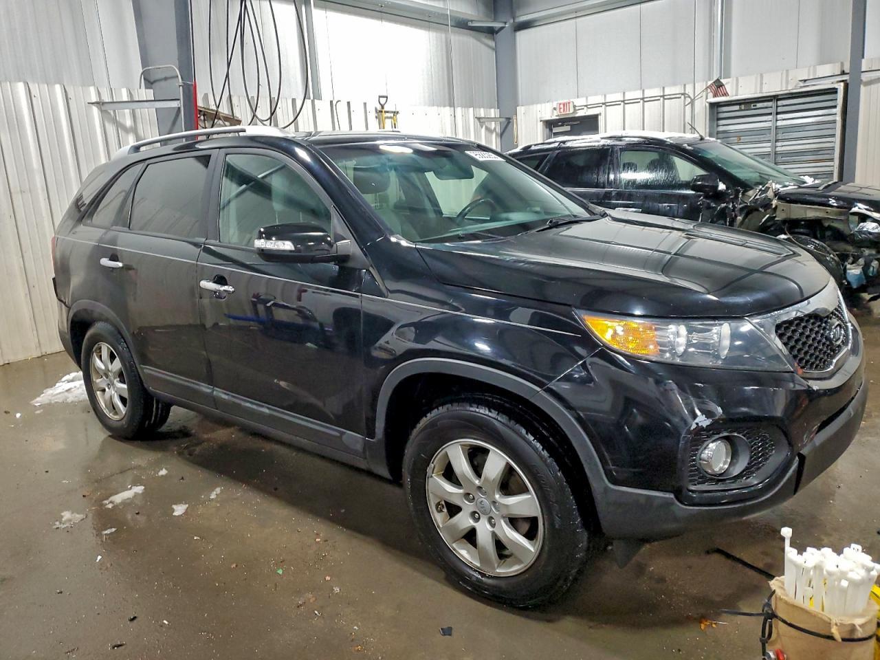 2012 Kia Sorento Lx - Image 4