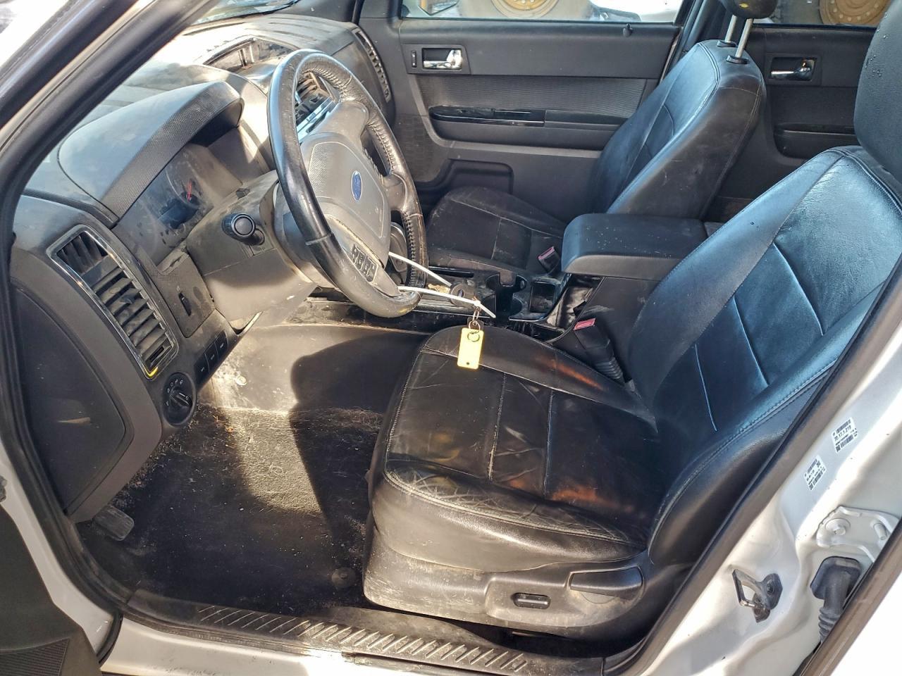 2011 Ford Escape Limited - Фото 7