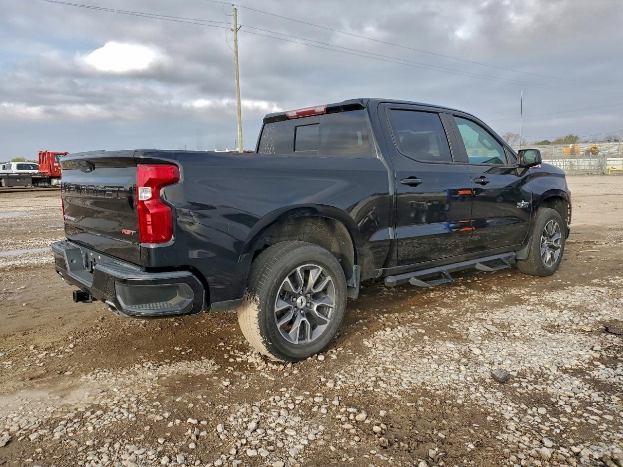 2021 Chevrolet Silverado K1500 Rst - Фото 3