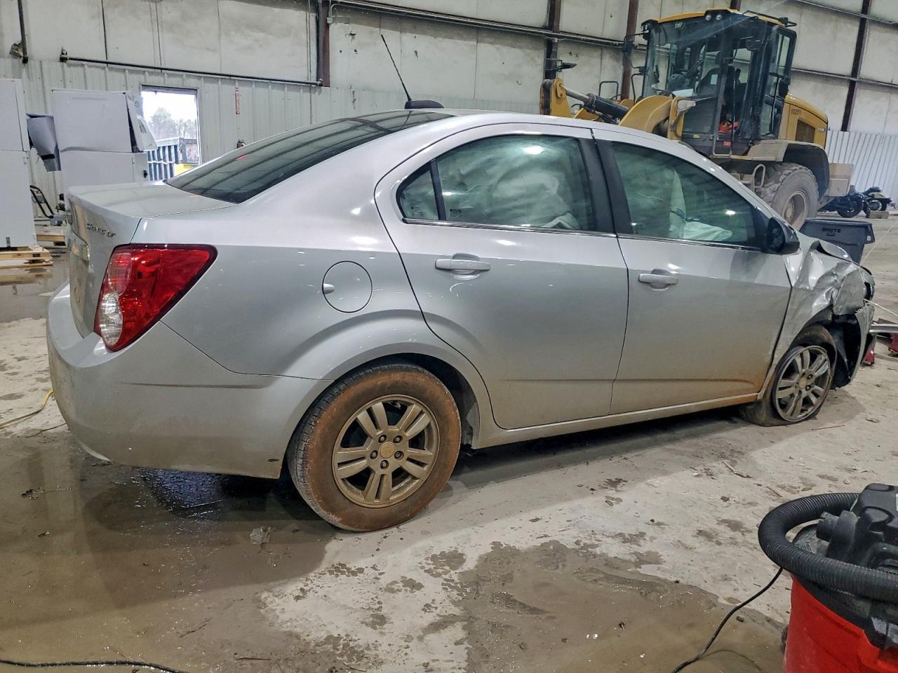 2016 Chevrolet Sonic Lt - Image 3