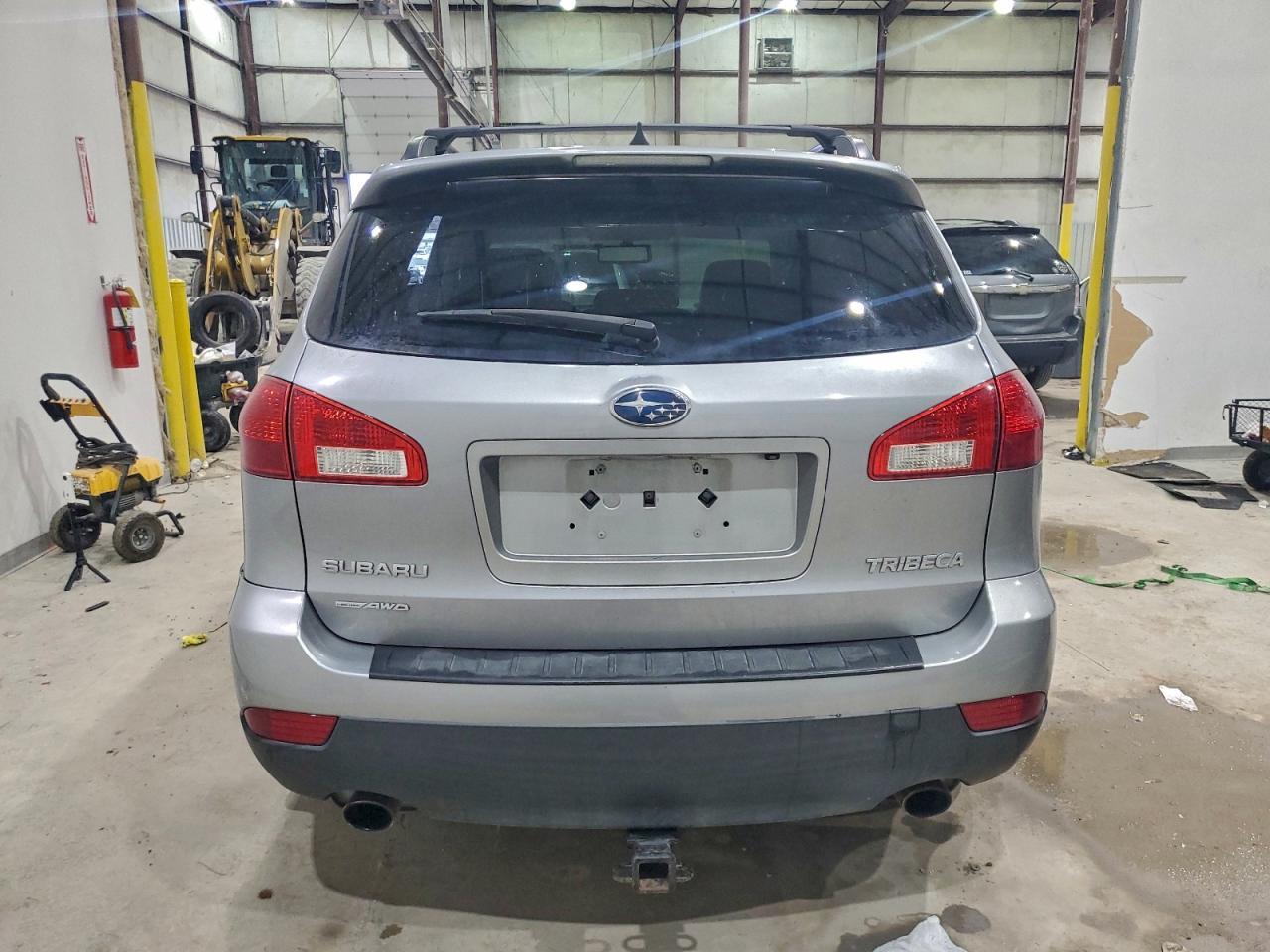 2011 Subaru Tribeca Limited - Фото 6