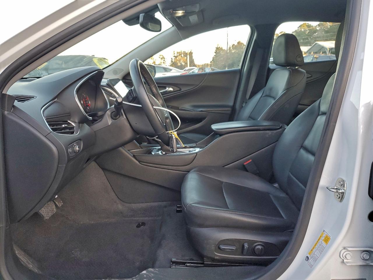 2023 Chevrolet Malibu Premier - Фото 7