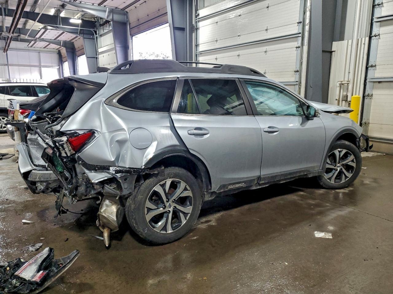 2021 Subaru Outback Limited Xt - Фото 3