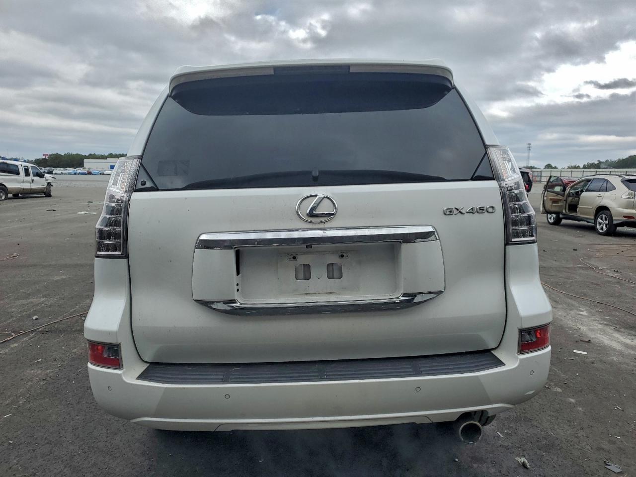 2015 Lexus Gx 460 - Image 6