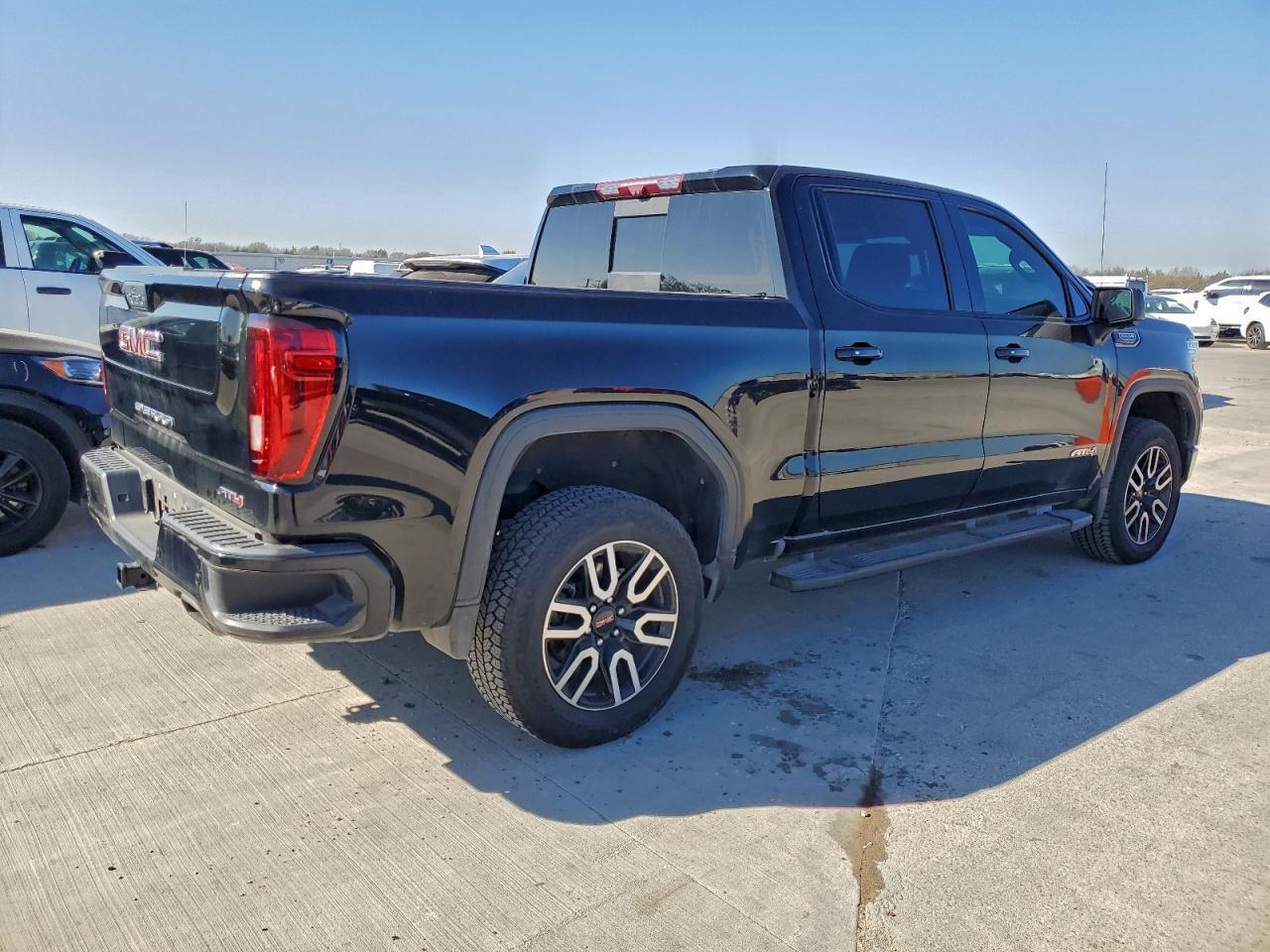 2020 GMC Sierra K1500 At4 - Image 3
