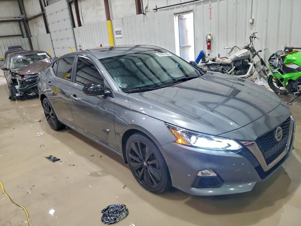 2019 Nissan Altima 2.5 Sr - Image 4