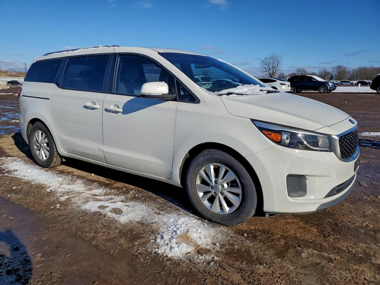 2016 Kia Sedona Lx - Фото 4