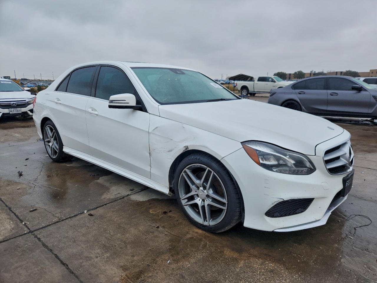 2014 Mercedes-Benz E 350 4Matic - Image 4