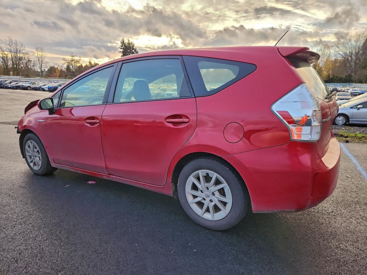 2014 Toyota Prius V - Image 2