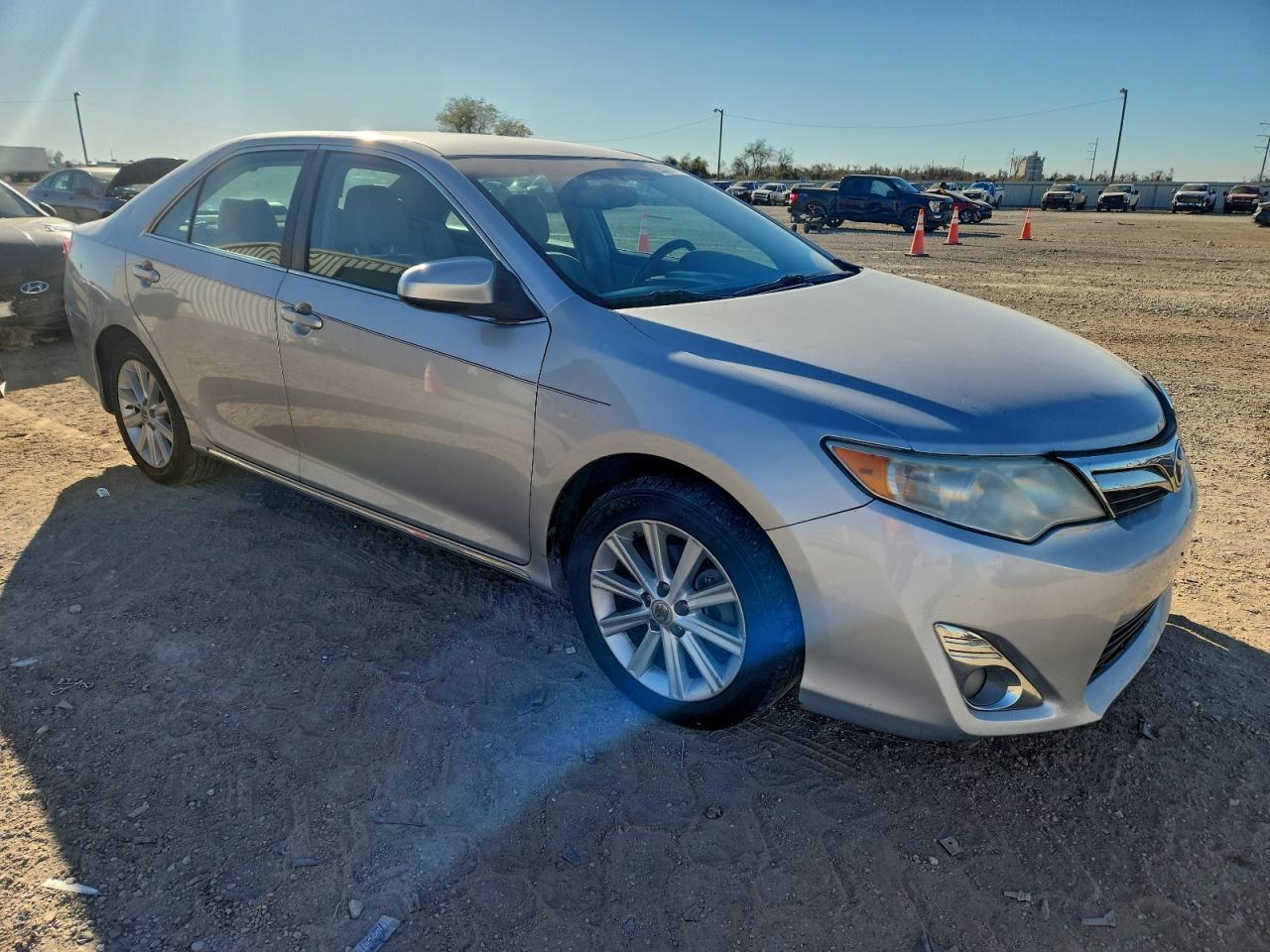 2014 Toyota Camry Hybrid - Image 4