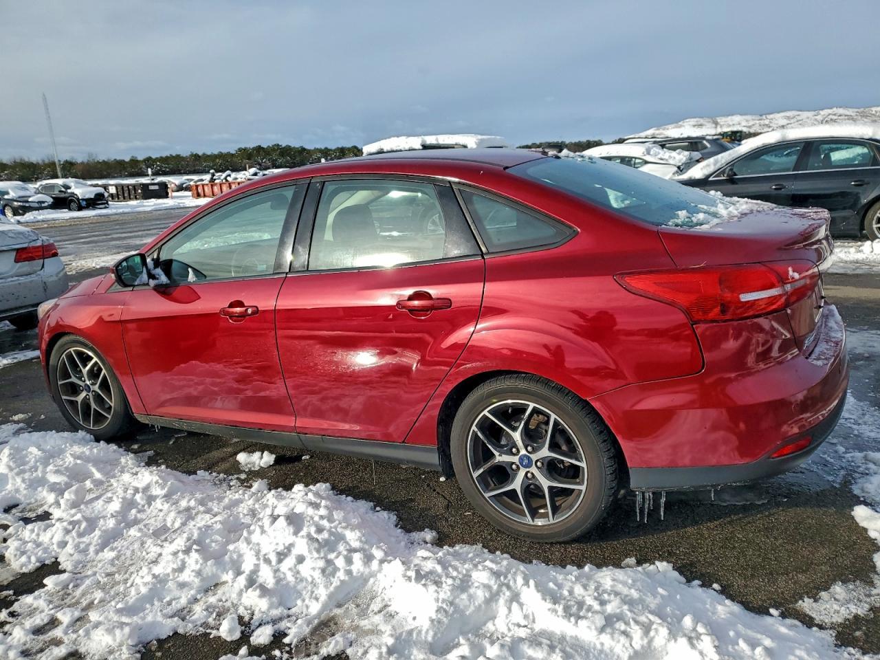 2017 Ford Focus Sel - Image 2