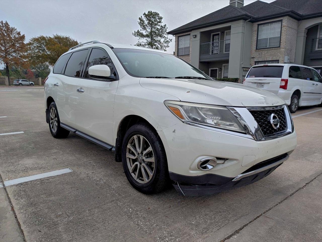 2015 Nissan Pathfinder S