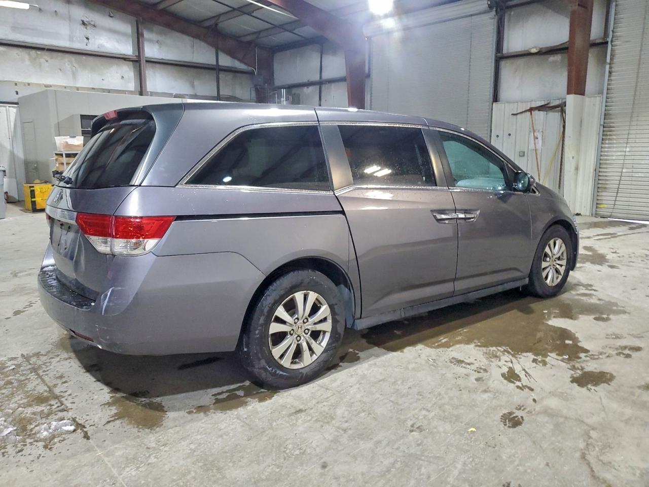 2015 Honda Odyssey Ex - Фото 3