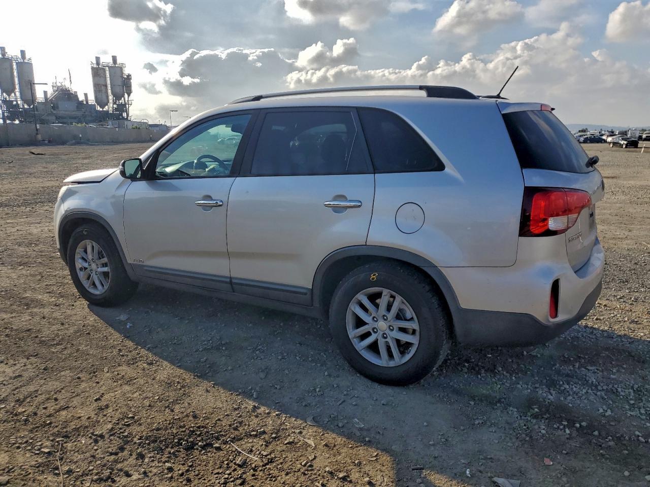 2015 Kia Sorento Lx - Фото 2
