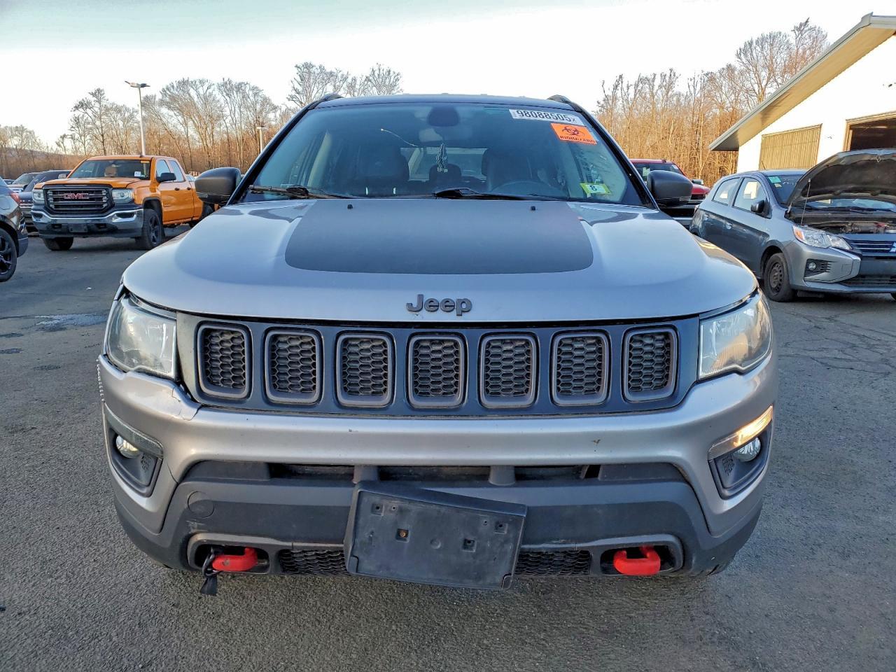 2019 Jeep Compass Trailhawk - Image 5