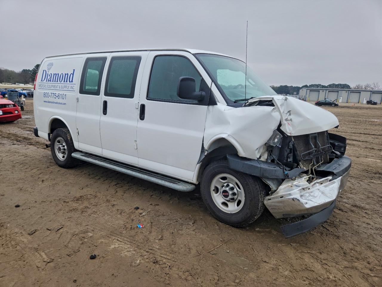 2017 GMC Savana G2500 Delivery Van - Image 4