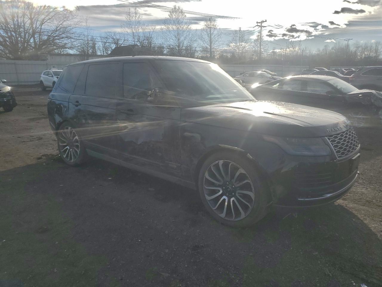 2019 Land Rover Range Rover Supercharged - Image 4