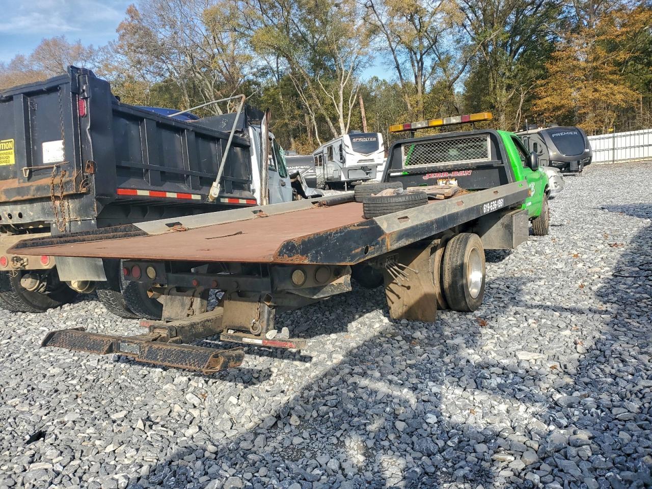 2001 Ford F550 Super Duty Rollback Truck - Фото 4