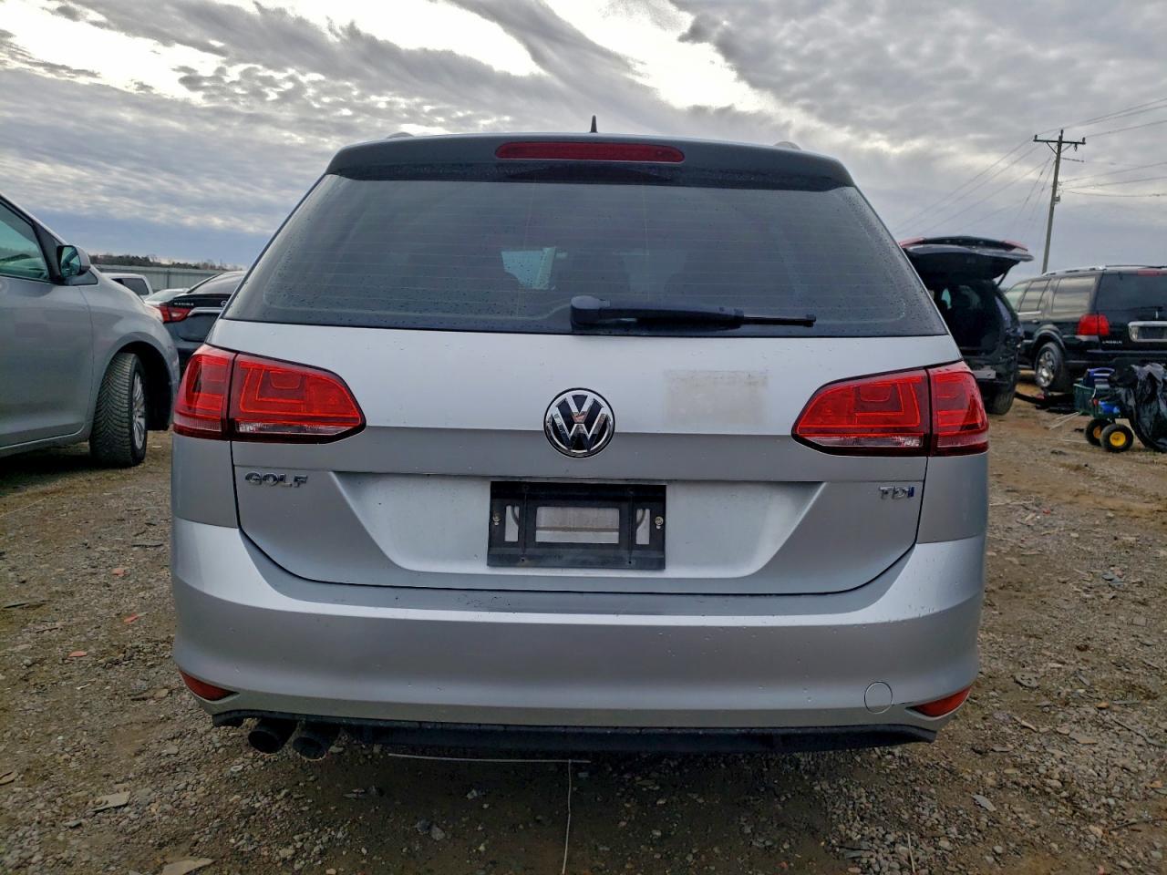 2015 Volkswagen Golf Sportwagen Tdi S - Фото 6