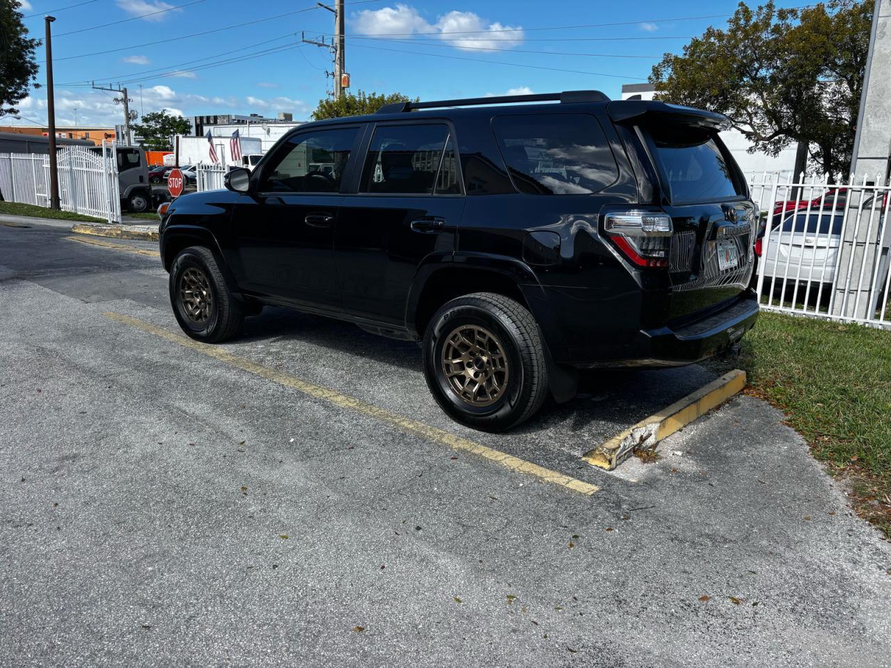 2023 Toyota 4Runner 40Th Anniversary Se - Фото 3